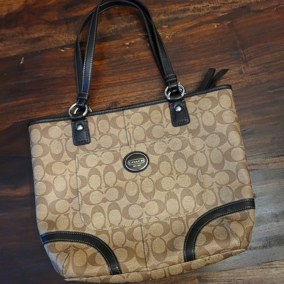 Coach Peyton Heritage Tote - Picture 1 of 7